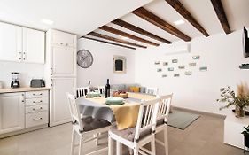 Casa Emiliana